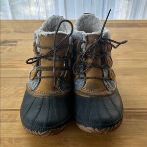 Sorel Brown and Black Winter Boots